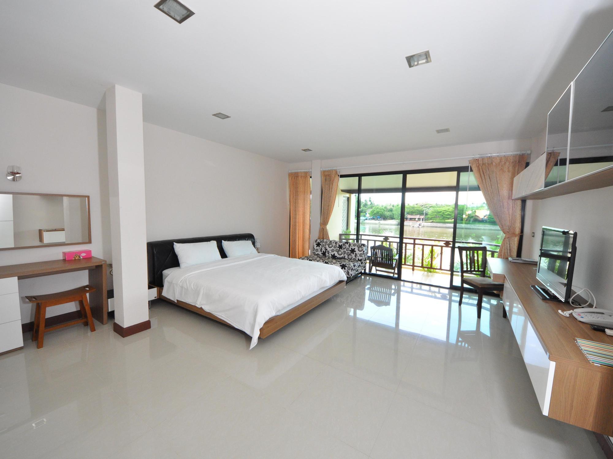 Maeklong Marina Resort Ratchaburi Exteriör bild